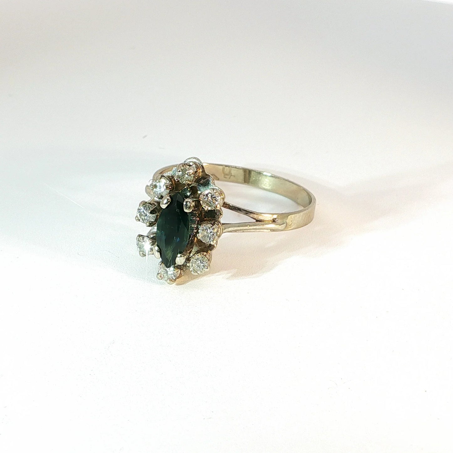 Dianne | Vintage Marquise ring