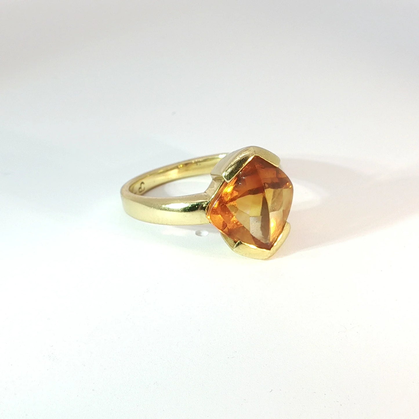 Elvira | Vintage Solitaire ring