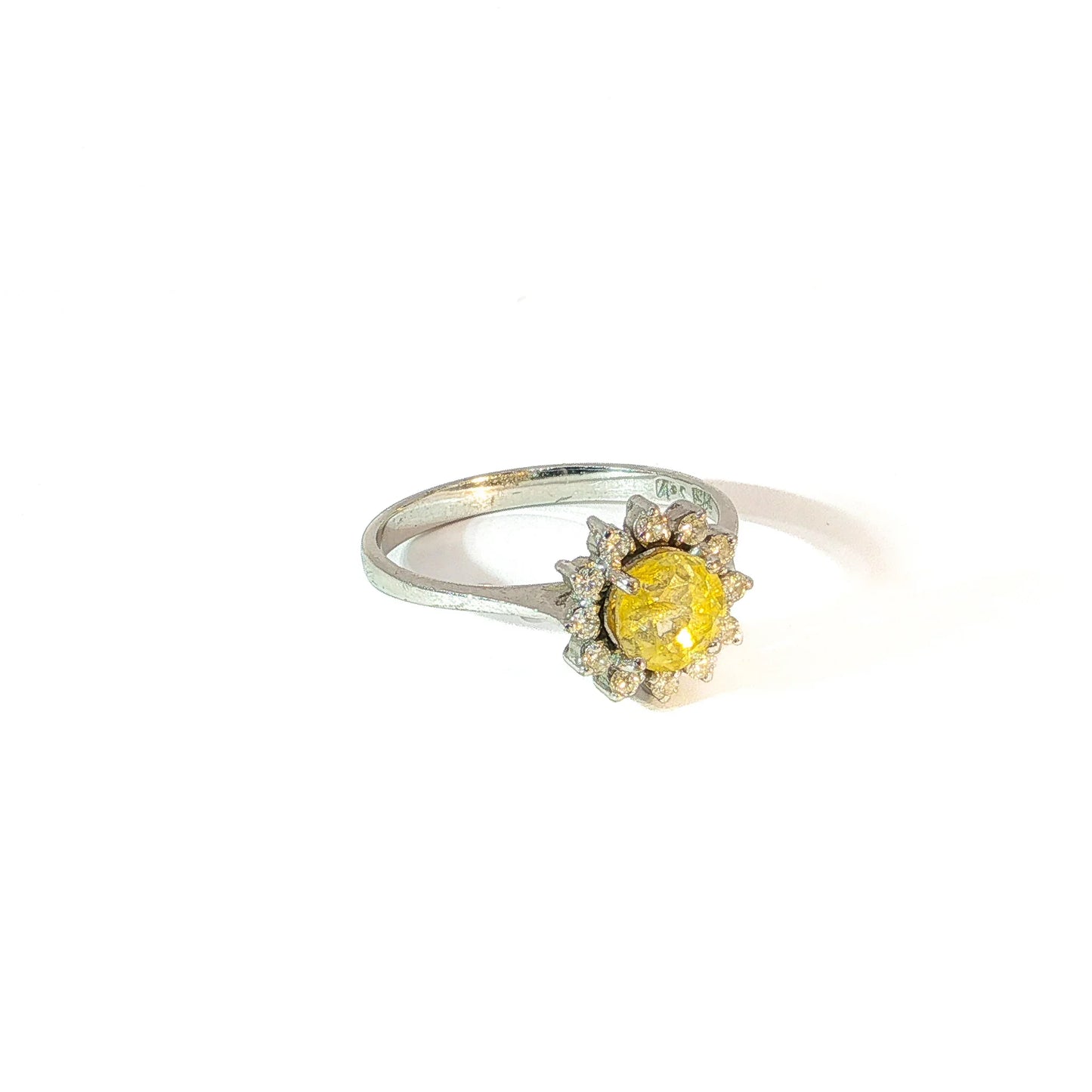 Sylvie | Vintage Flower ring - Madamas - Antwerp