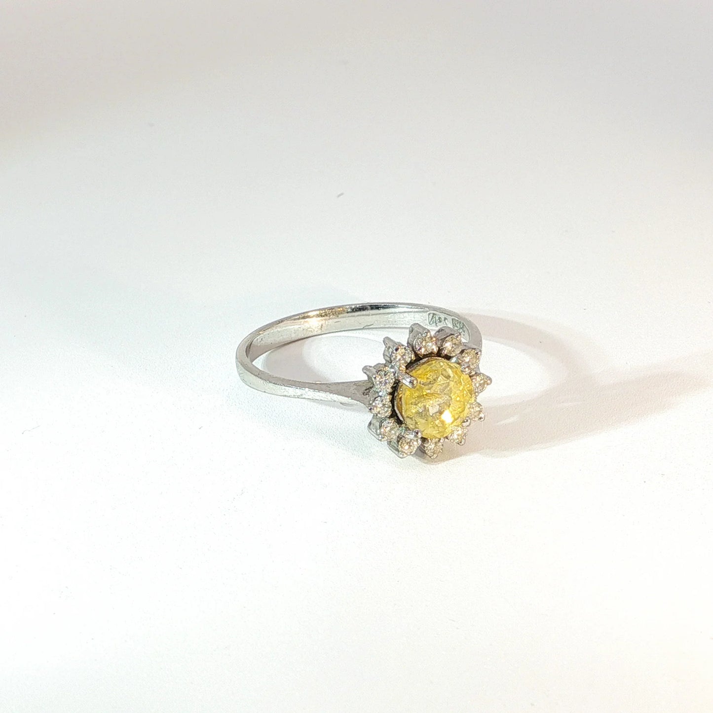 Sylvie | Vintage Flower ring