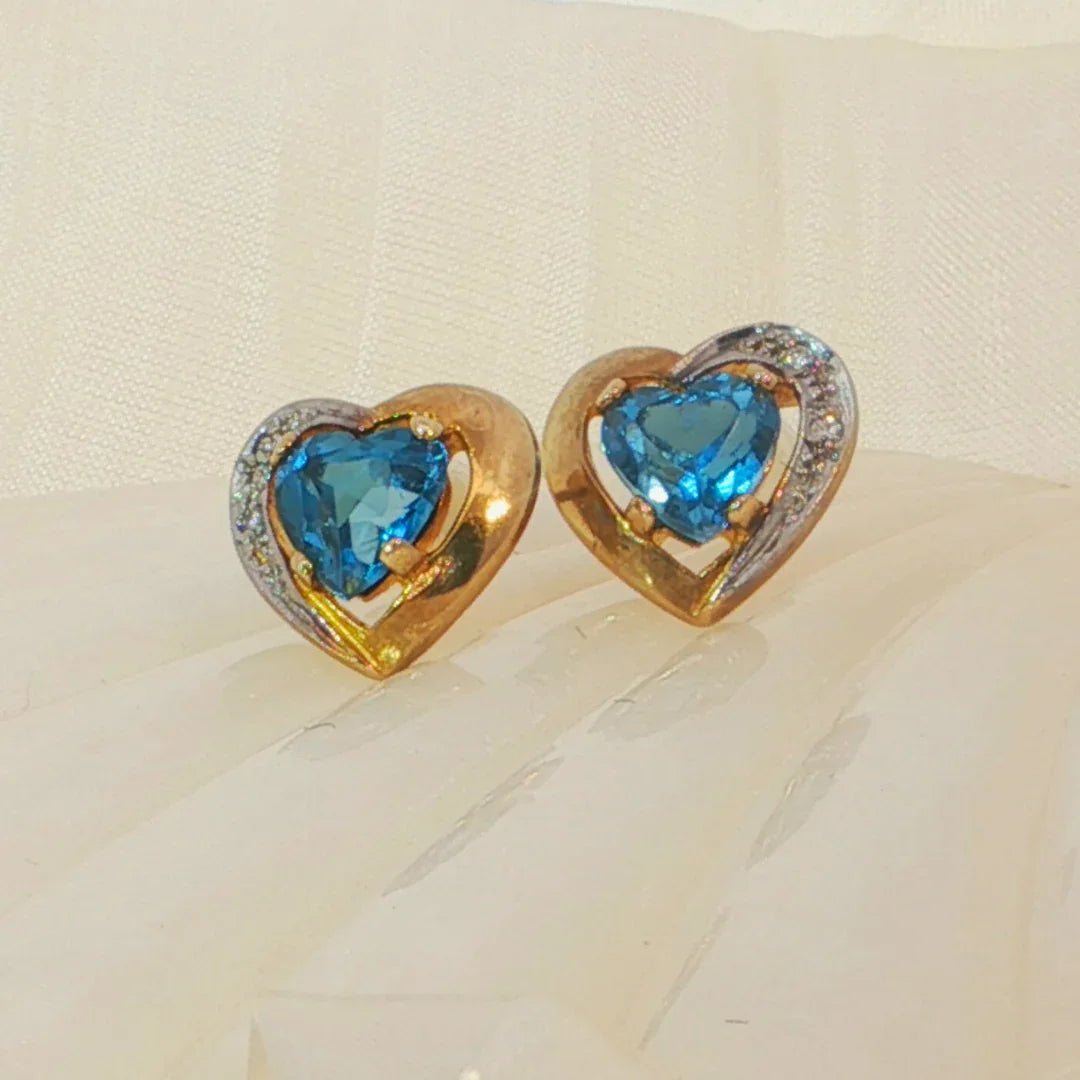 Amora | Vintage Oorstekers - Madamas - Antwerp