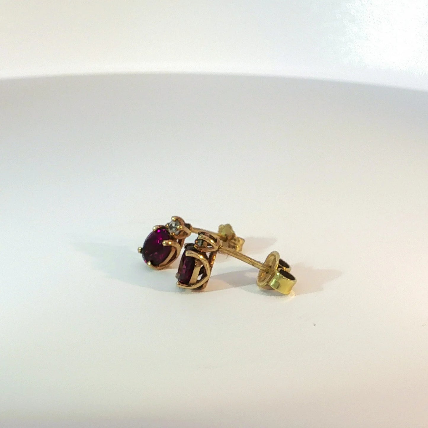 Ondine | Vintage oorstekers