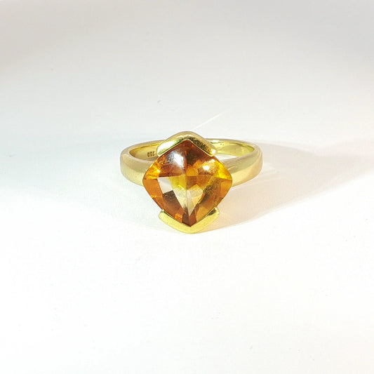 Elvira | Vintage Solitaire ring
