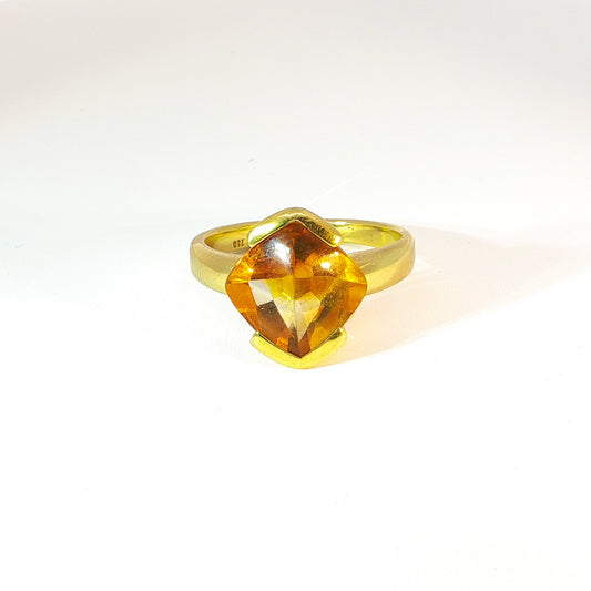 Elvira | Vintage Solitaire ring