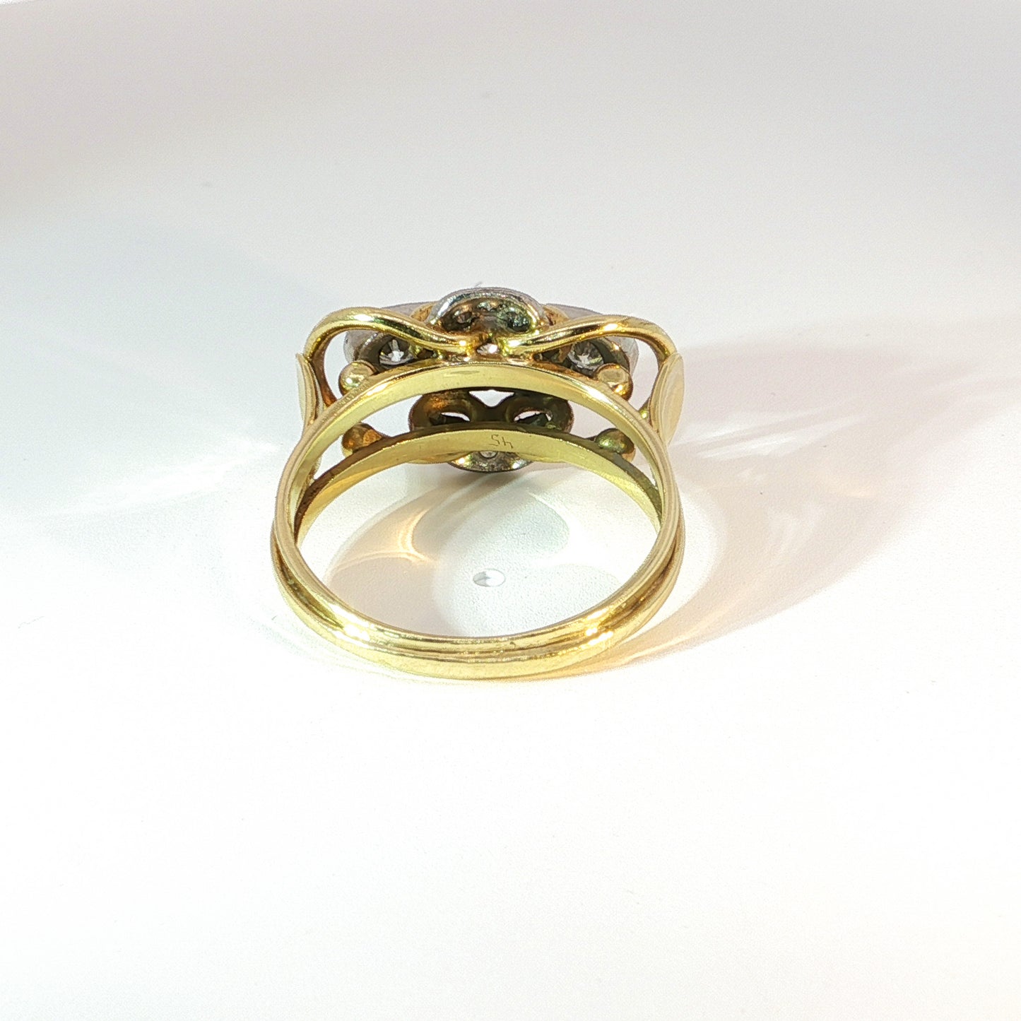 Simone | Vintage Three Stone Ring