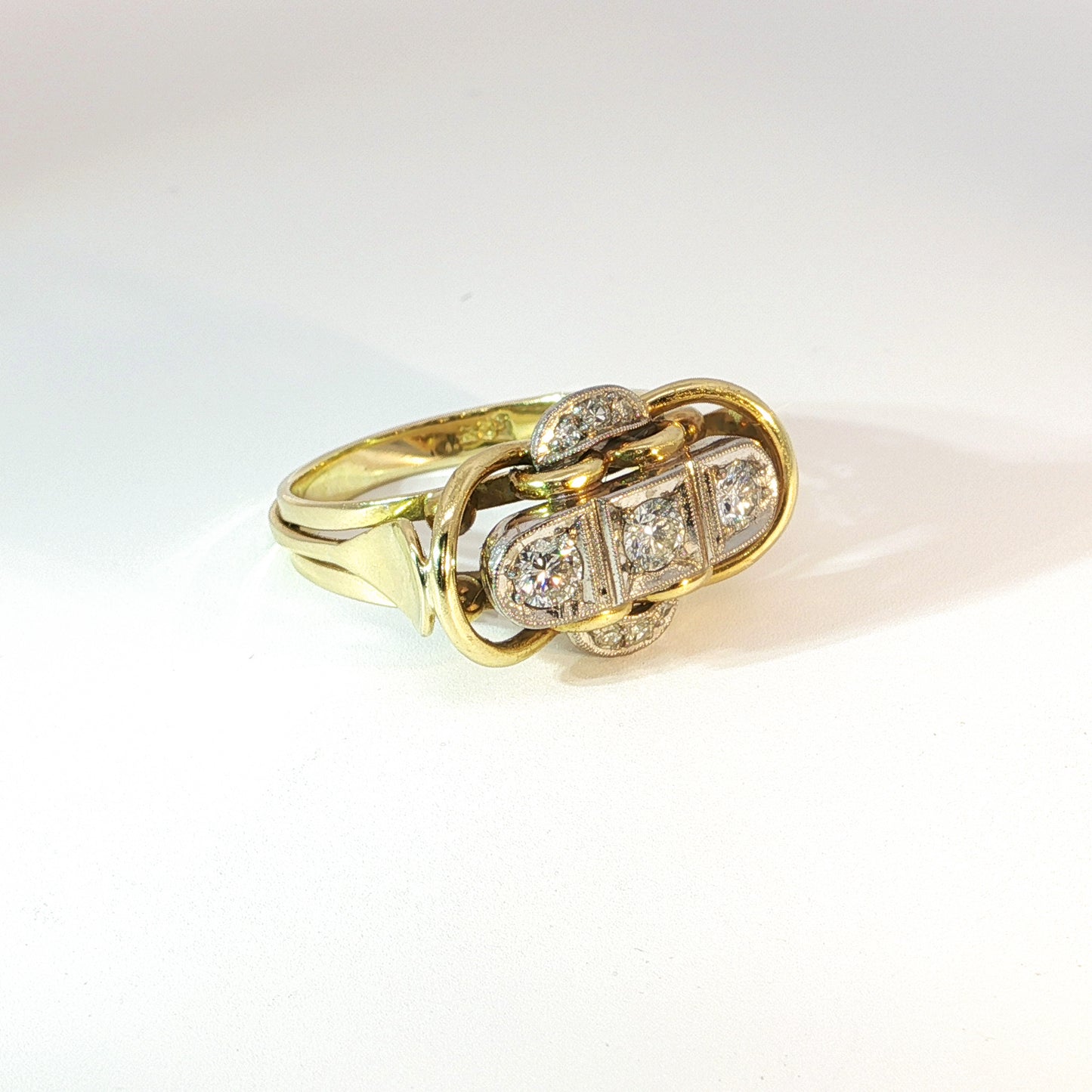 Simone | Vintage Three Stone Ring