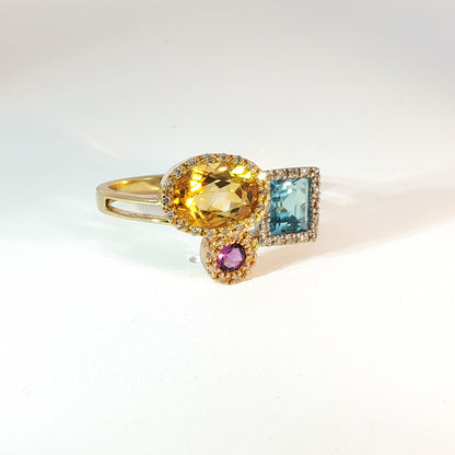 Magda | Vintage Halo Three Stone ring