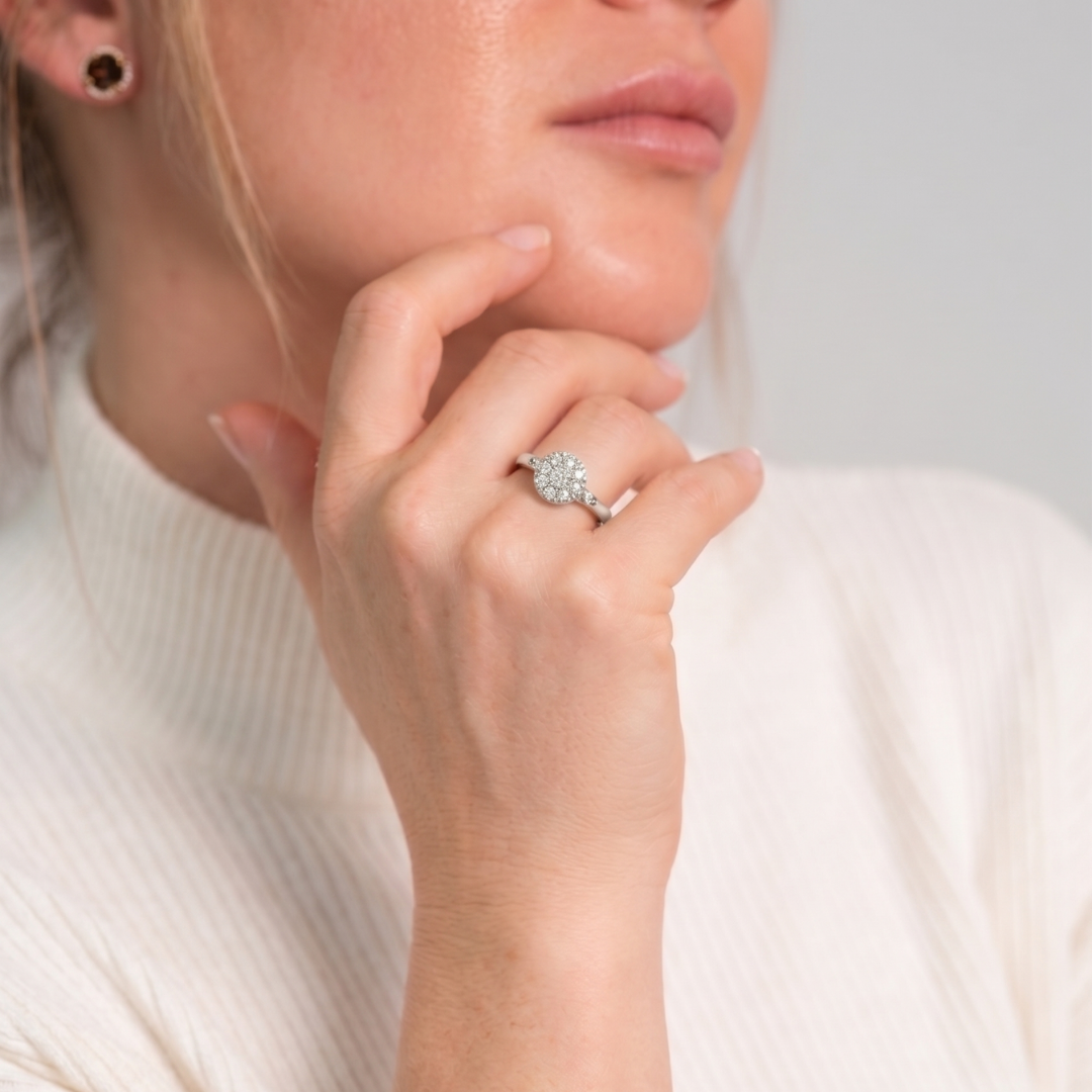 Alien| Vintage Emerald Entourage Ring