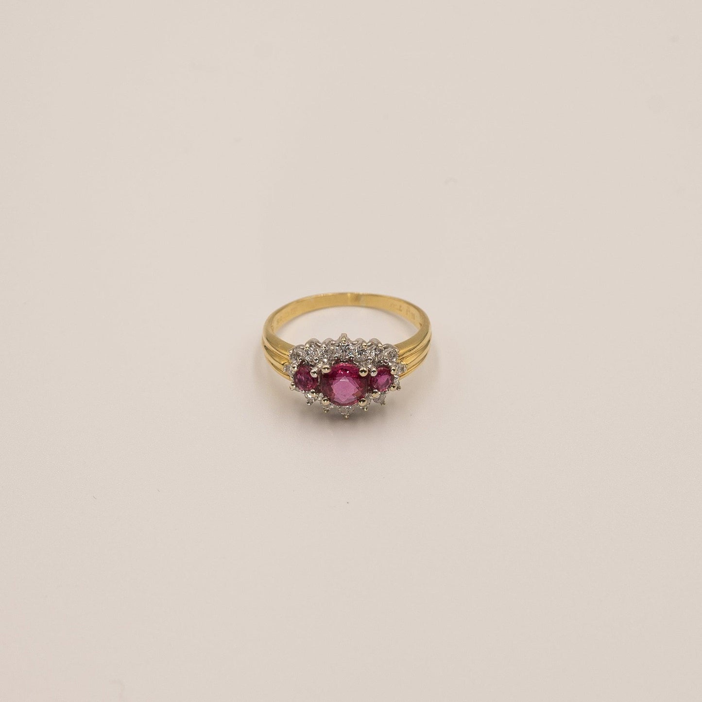 Louise | Vintage Robijn & Diamant