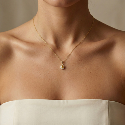 Lisette | Vintage Hanger