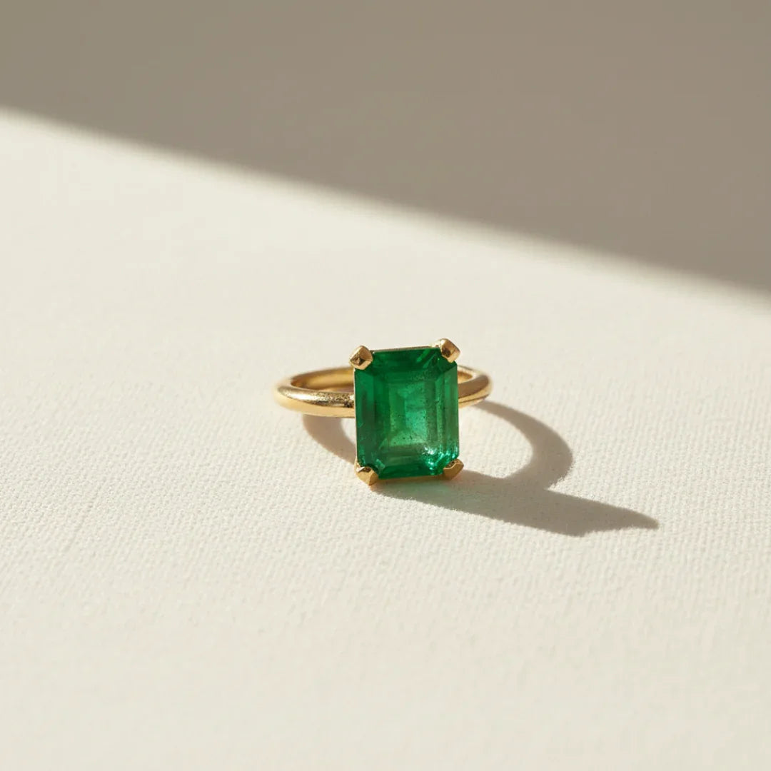 Guylaine | Vintage Solitaire ring