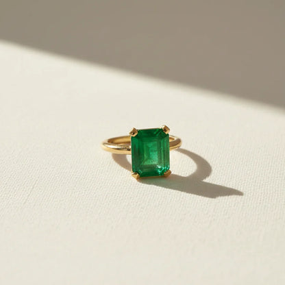 Guylaine | Vintage Solitaire ring