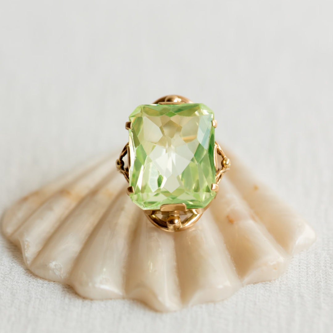 Ava | Vintage Solitaire ring