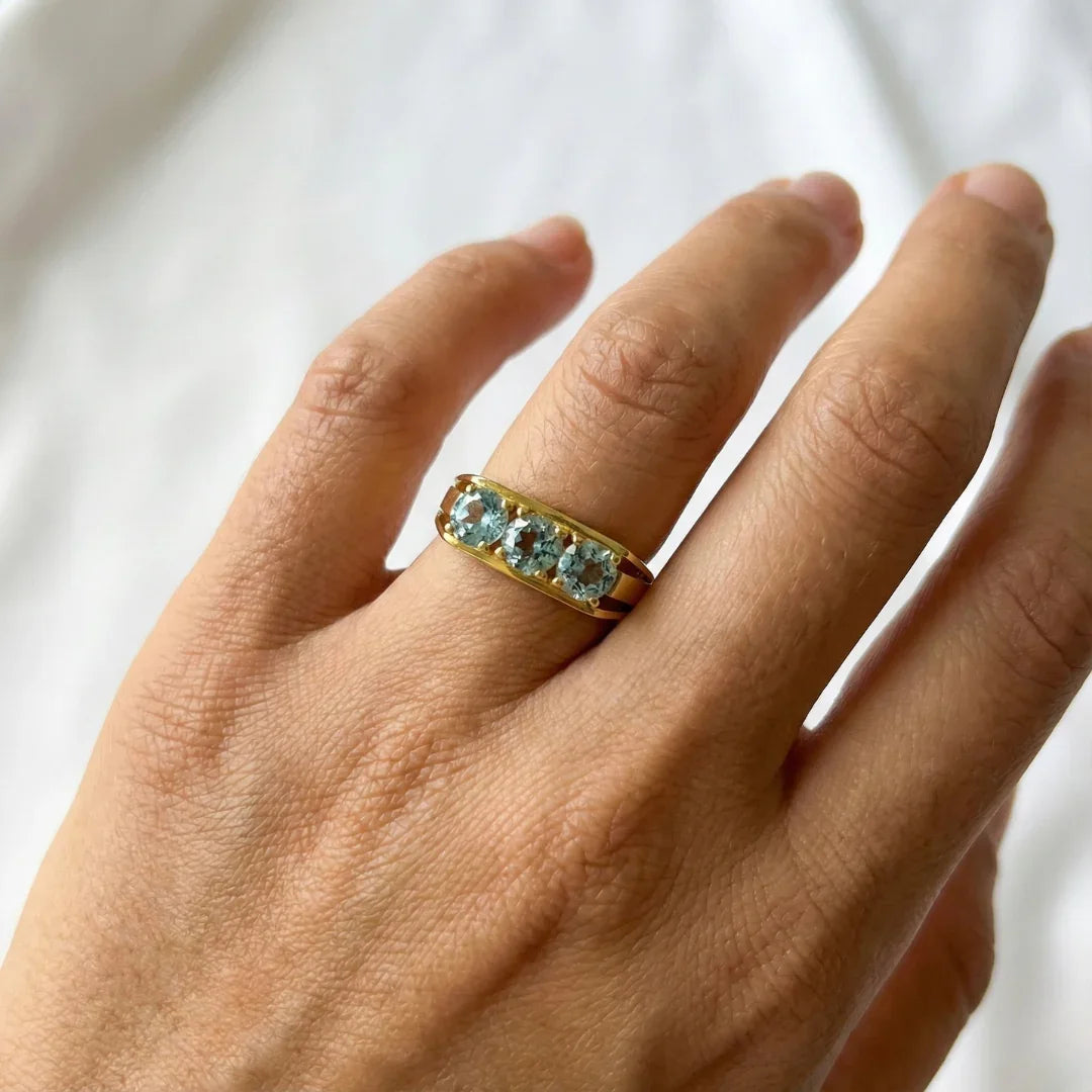 Cécile | Vintage three stone ring