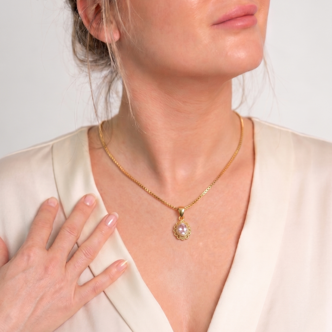 Denise | Vintage Pendant