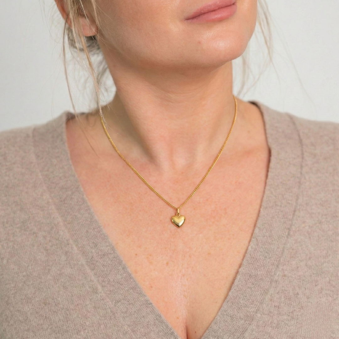 Amelia | Vintage Heart Necklace