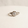 Virginie | Vintage Solitaire Ring