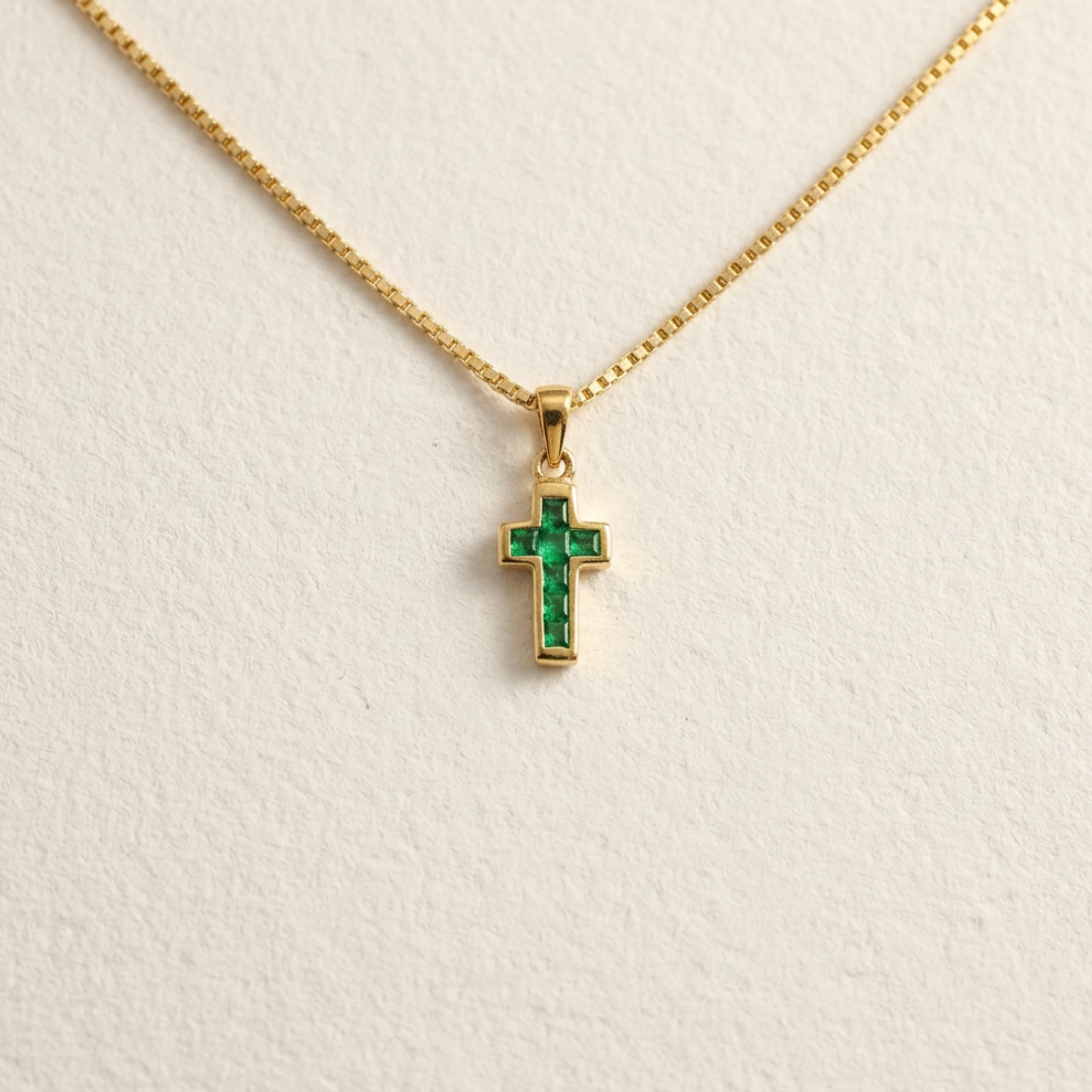 Marlène | Vintage Cross Pendant