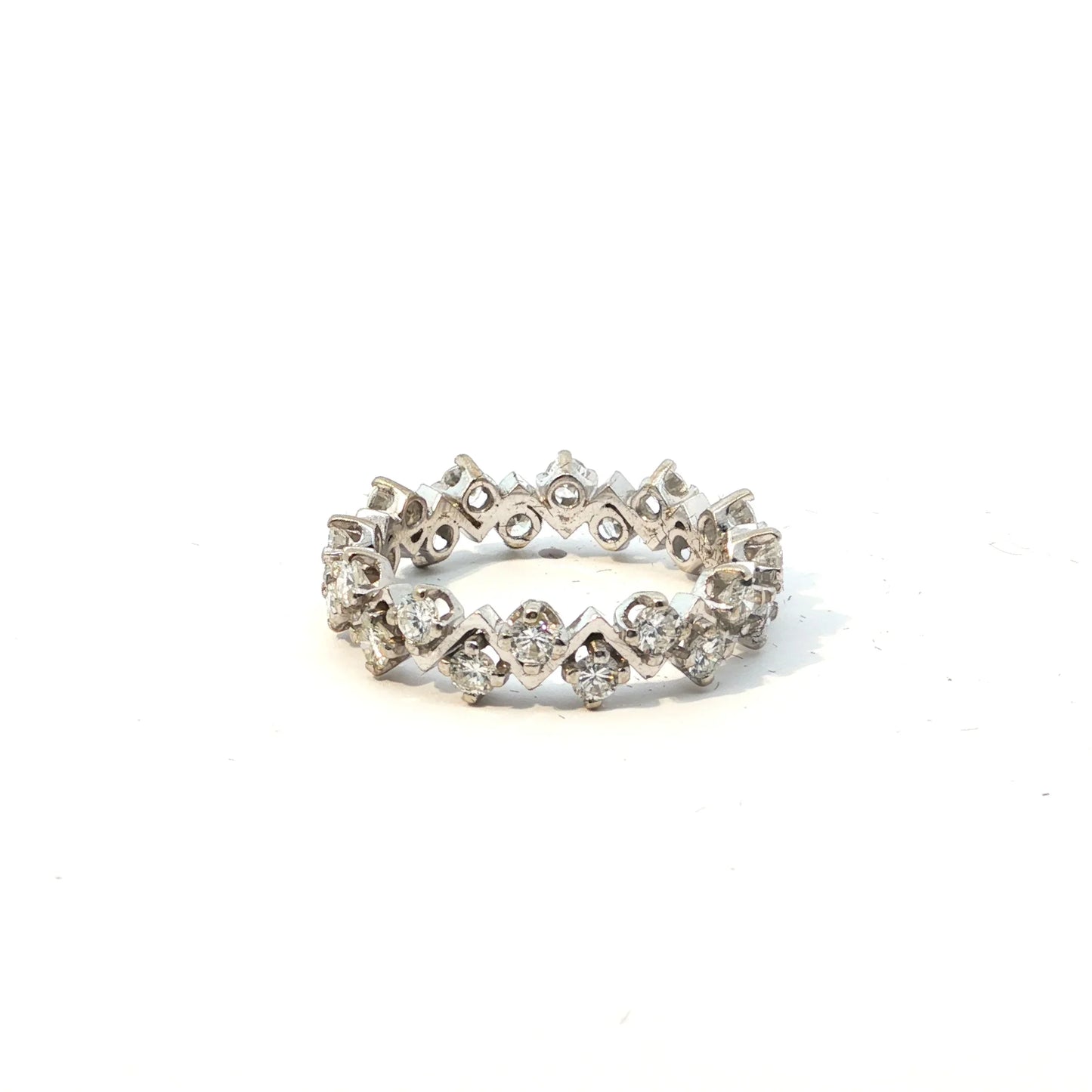 Dina| Vintage Eternity ring