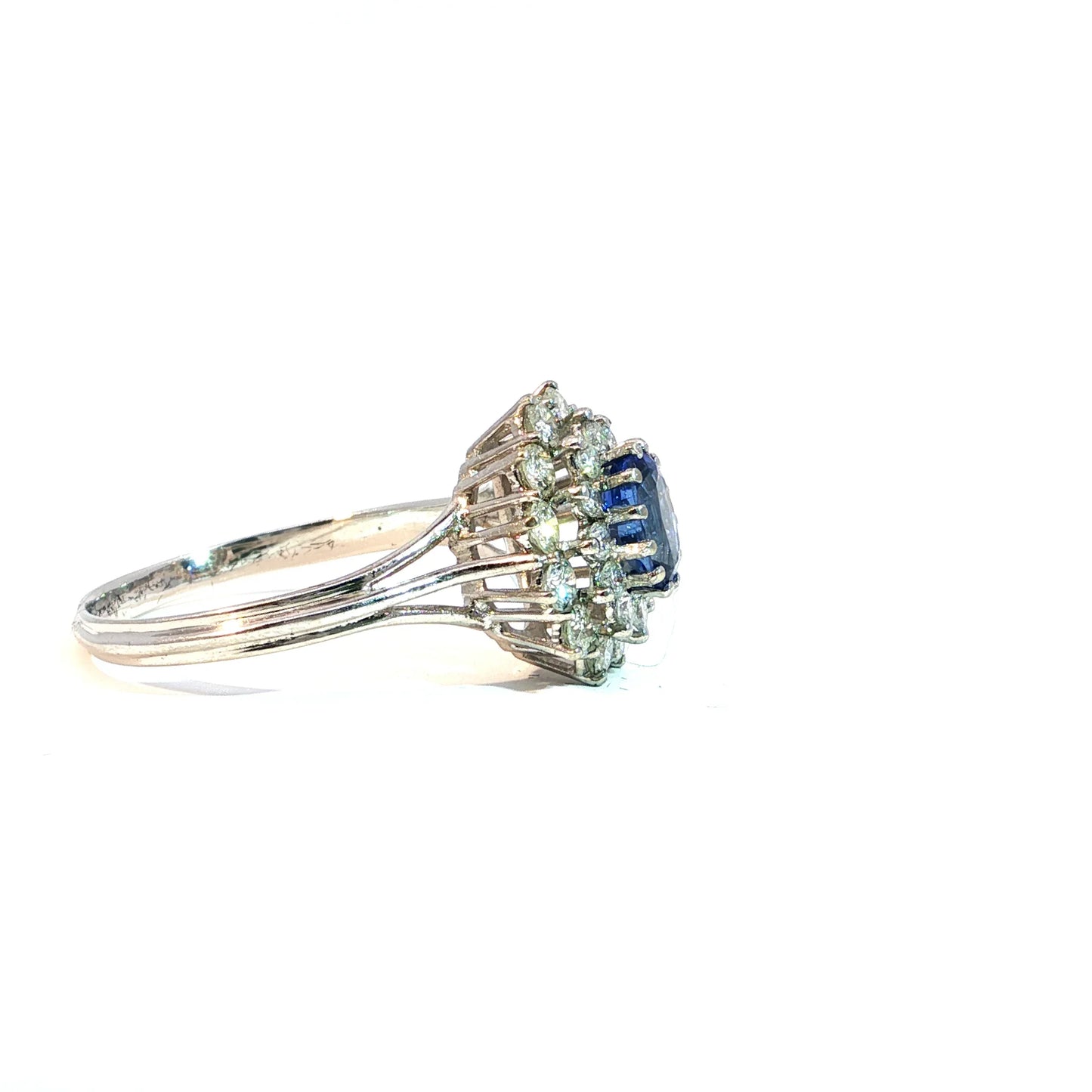 Julie | Vintage entourage ring
