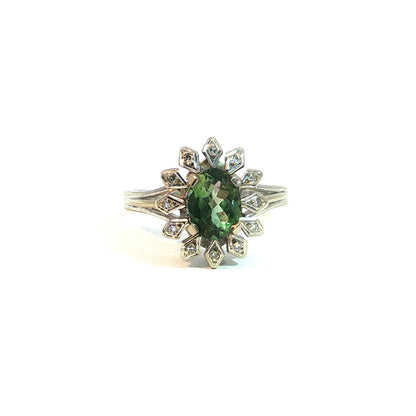 Alien| Bague entourage vintage en émeraude