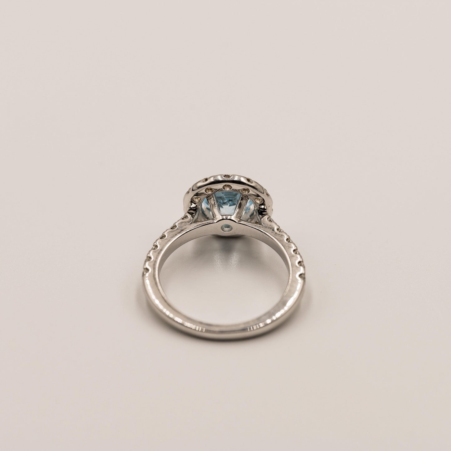 Blue | Topaas & Moissanite Diamant - Madamas - Antwerp