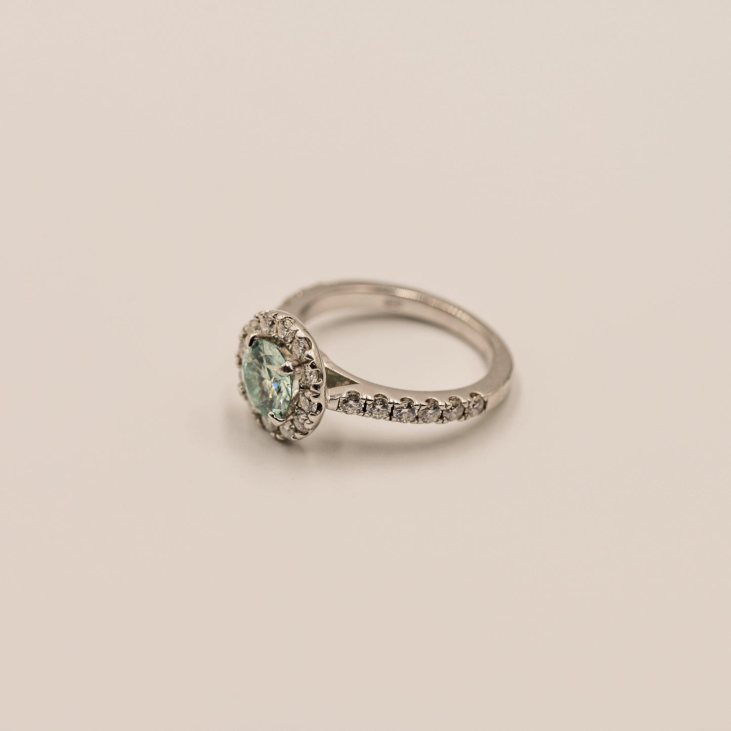 Halo | Moissanite Diamant - Madamas - Antwerp