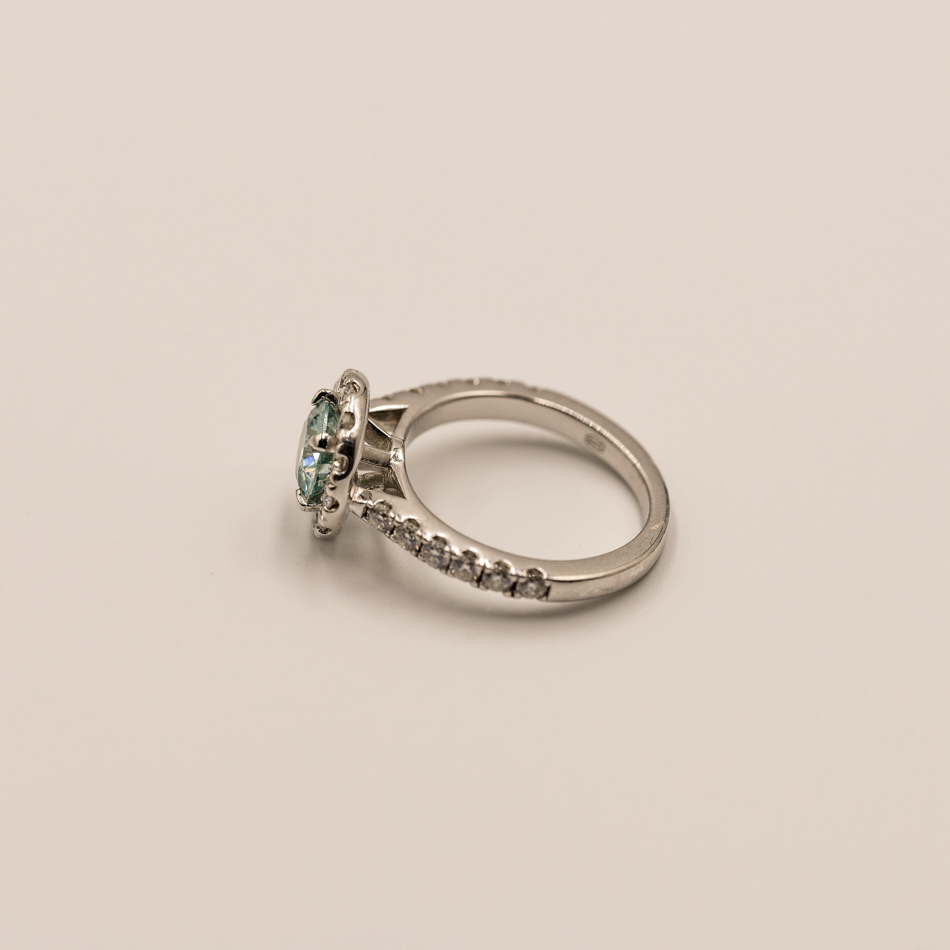 Halo | Moissanite Diamant - Madamas - Antwerp