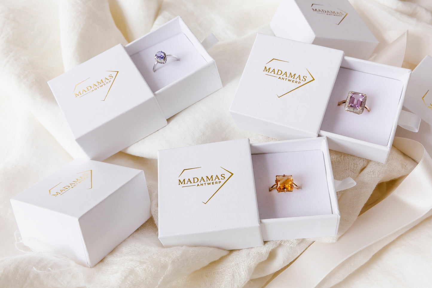 Nala | Vintage Peridot & Diamanten - Madamas - Antwerp