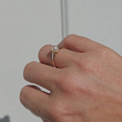 Alien| Vintage Emerald Entourage Ring